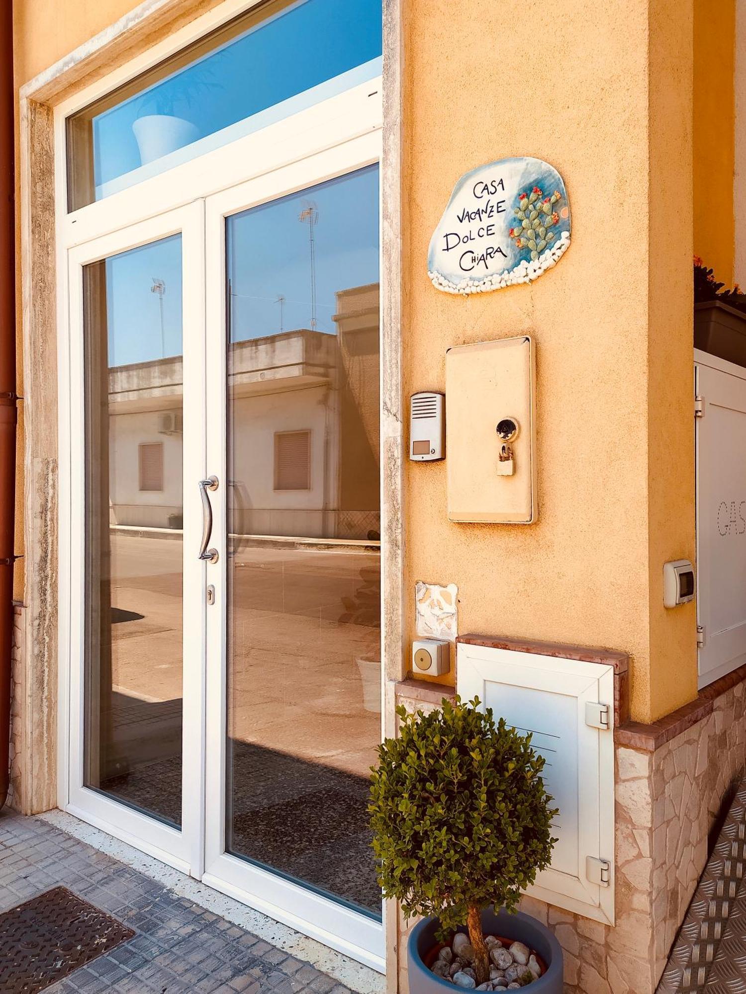 Casa Vacanze Dolce Chiara Acquarica ภายนอก รูปภาพ